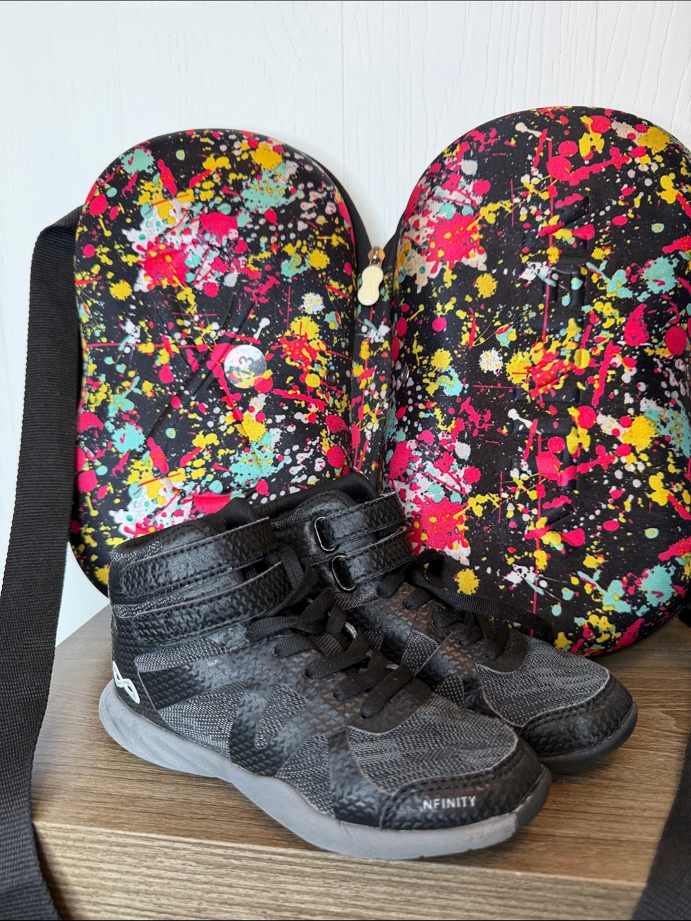 NFINITY BEAST MID-TOP CHEER SHOES Kids High-Top Sneakers Black Gray Y13